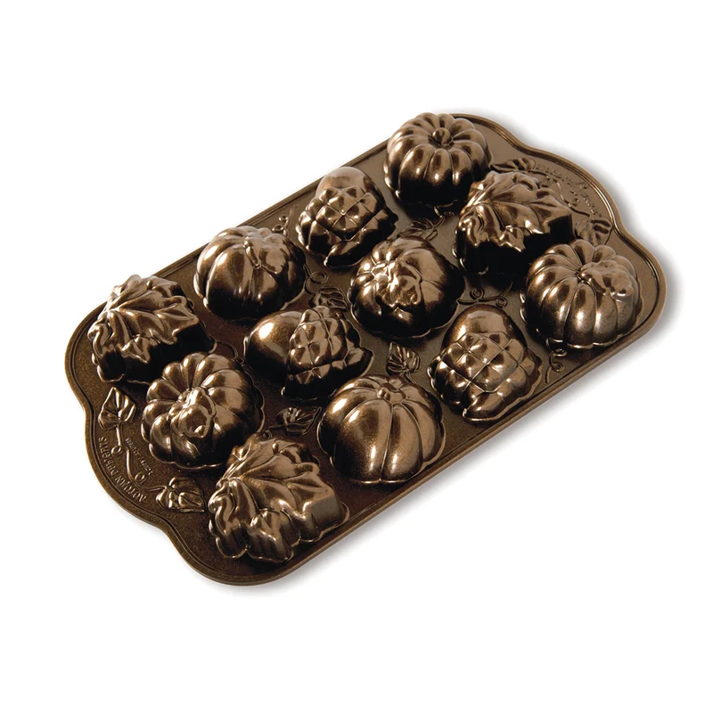 Autumn Delights Cakelet Pan