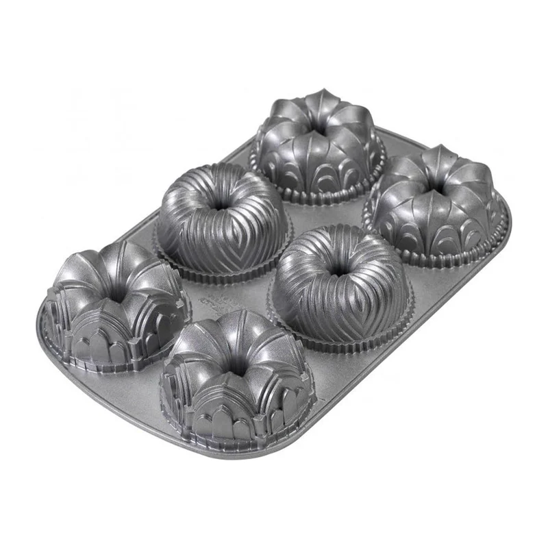 Garland Bundt Pan _