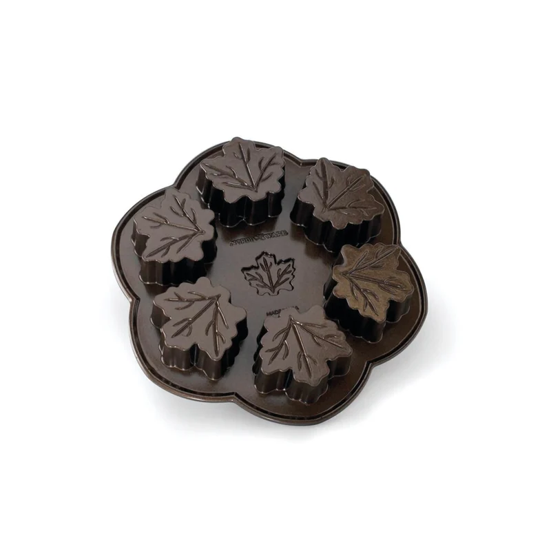 Stampo Maple Leaf Pan